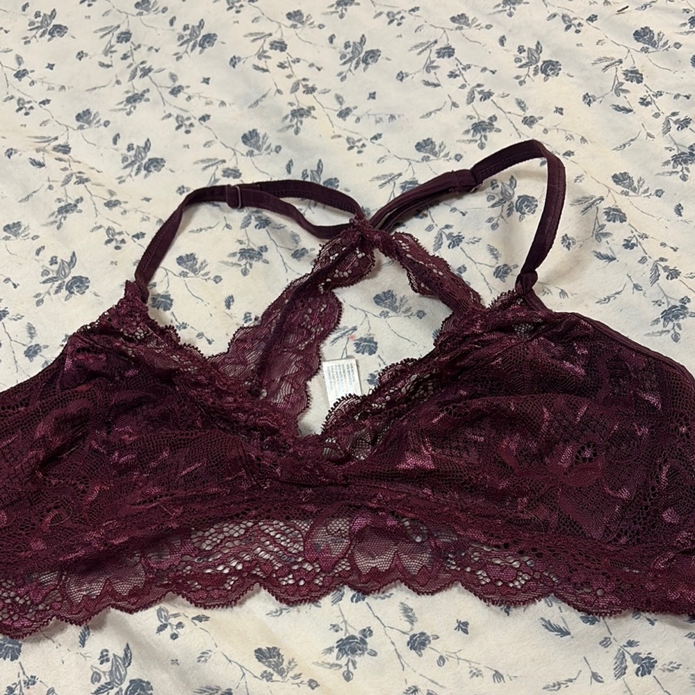 Elegant Lace Bralette in Burgundy